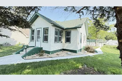 335 E Schlieman Avenue, Appleton, MN 56208 - Photo 3