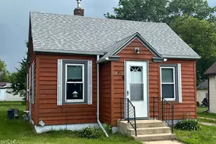 91 6th St, Windom, MN 56101 - Photo 17