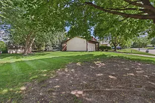 9194 Goldenrod Ln N, Maple Grove, MN 55369 - Photo 19