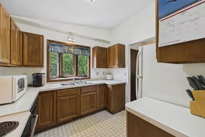 9194 Goldenrod Lane N, Maple Grove, MN 55369 - Photo 5
