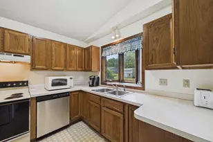 9194 Goldenrod Ln N, Maple Grove, MN 55369 - Photo 7