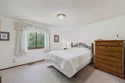 9194 Goldenrod Lane N, Maple Grove, MN 55369 - Photo 11