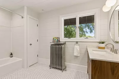 2504 Humboldt Avenue S, Minneapolis, MN 55405 - Photo 23