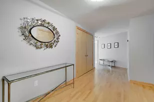1240 S 2nd St, Minneapolis, MN 55415 - Photo 3