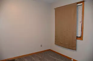 321 Tindolph Ave N, Thief River Falls, MN 56701 - Photo 7