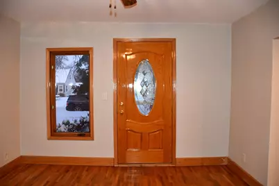 321 Tindolph Avenue N, Thief River Falls, MN 56701 - Photo 3