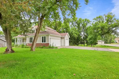 1903 Meadowrose Boulevard, Saint Cloud, MN 56301 - Photo 3