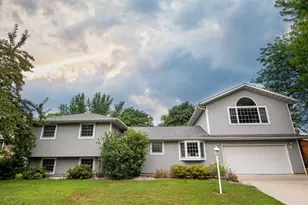 225 Country Club Dr, Lewiston, MN 55952 - Photo 1