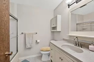 5512 Hillside Ct, Edina, MN 55439 - Photo 59