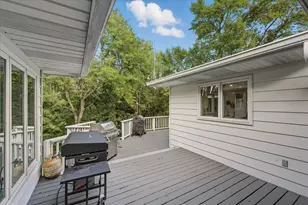 5512 Hillside Ct, Edina, MN 55439 - Photo 13