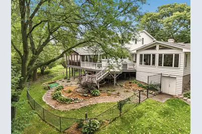 5512 Hillside Court, Edina, MN 55439 - Photo 9