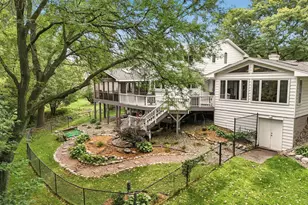 5512 Hillside Ct, Edina, MN 55439 - Photo 9