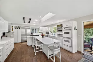 5512 Hillside Ct, Edina, MN 55439 - Photo 33