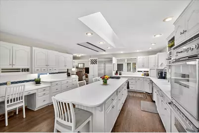 5512 Hillside Court, Edina, MN 55439 - Photo 33