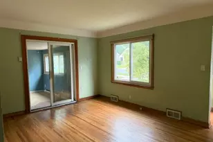 132 Richmond St E, South Saint Paul, MN 55075 - Photo 7