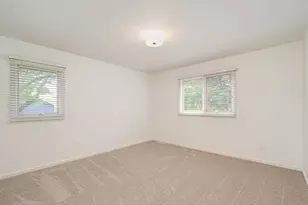 15208 Crown Dr, Minnetonka, MN 55345 - Photo 37