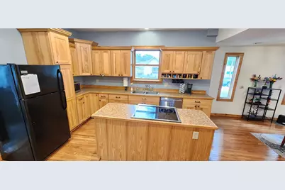 351 Chatfield Street, Winona, MN 55987 - Photo 3