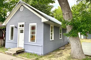 109 Main Street NW, Bethel, MN 55005 - Photo 1