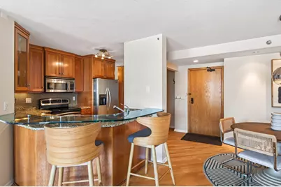 401 S 1st Street #1023, Minneapolis, MN 55401 - Photo 9