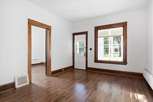 3944 Oakland Ave, Minneapolis, MN 55407 - Photo 9