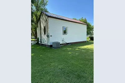 501 Jefferson Avenue, Argyle, MN 56713 - Photo 3