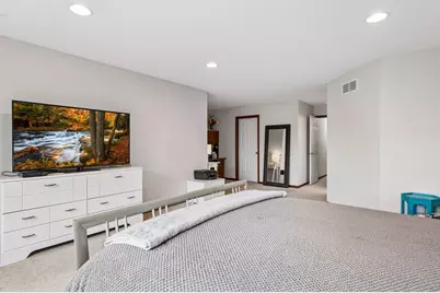11207 Beechwood Lane, Woodbury, MN 55129 - Photo 15
