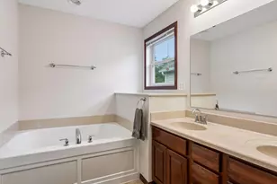 11207 Beechwood Ln, Woodbury, MN 55129 - Photo 25