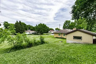 706 W Stanton Ave, Fergus Falls, MN 56537 - Photo 39