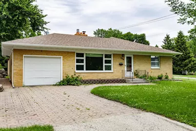 706 W Stanton Avenue, Fergus Falls, MN 56537 - Photo 5