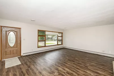706 W Stanton Avenue, Fergus Falls, MN 56537 - Photo 7