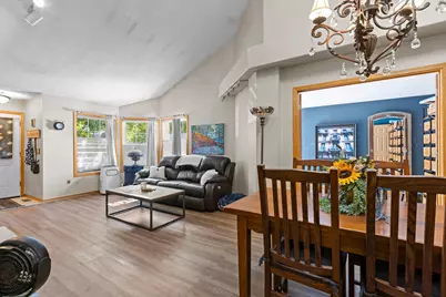528 Queens Gate, New Brighton, MN 55112 - Photo 5