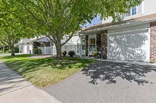 528 Queens Gate, New Brighton, MN 55112 - Photo 27