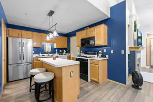 528 Queens Gate, New Brighton, MN 55112 - Photo 9