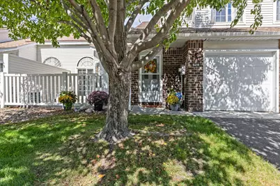 528 Queens Gate, New Brighton, MN 55112 - Photo 1