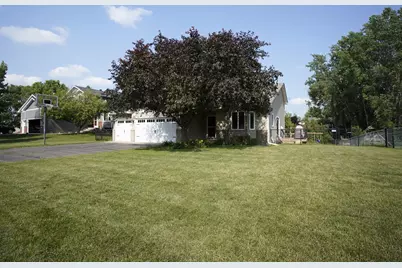 7696 Appaloosa Lane, Circle Pines, MN 55014 - Photo 3