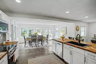 3674 McKnight Rd N, White Bear Lake, MN 55110 - Photo 15
