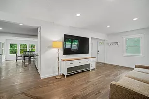 3674 McKnight Rd N, White Bear Lake, MN 55110 - Photo 3