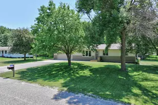 1912 Parkview Rd NE, Alexandria, MN 56308 - Photo 47