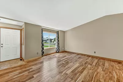 2053 23rd Lane SE, Rochester, MN 55904 - Photo 5