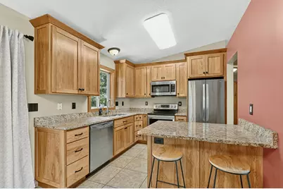 2053 23rd Lane SE, Rochester, MN 55904 - Photo 9