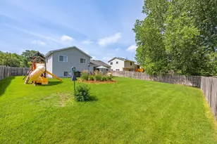 573 Kennedy St, Anoka, MN 55303 - Photo 3