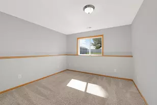 936 S Cedar St, Belle Plaine, MN 56011 - Photo 19