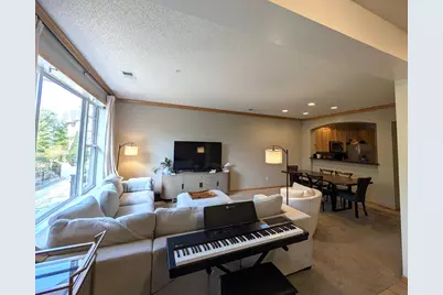 8391 Townsend Drive, Eden Prairie, MN 55344 - Photo 5