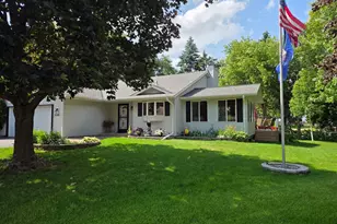 2295 Ariel Ct N, North Saint Paul, MN 55109 - Photo 1