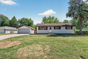 7817 67th Ave N, Brooklyn Park, MN 55428 - Photo 21
