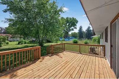 7817 67th Avenue N, Brooklyn Park, MN 55428 - Photo 21