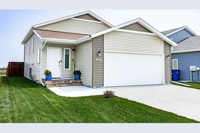 4418 19th Street S, Moorhead, MN 56560 - Photo 1