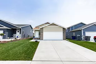 4418 19th St S, Moorhead, MN 56560 - Photo 3