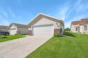 2853 35th St S, Moorhead, MN 56560 - Photo 53