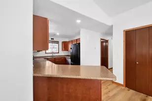 2853 35th St S, Moorhead, MN 56560 - Photo 11